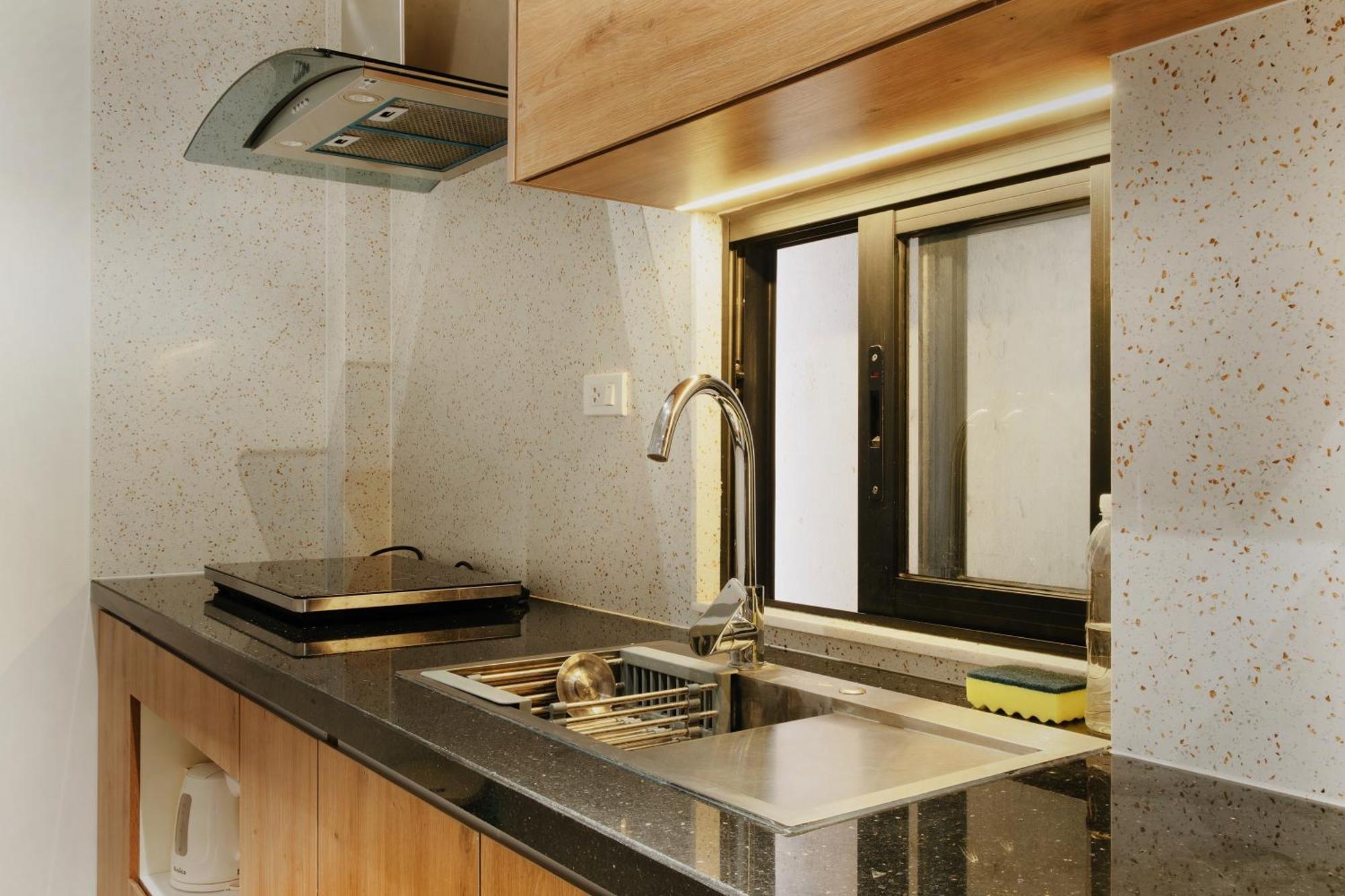 Hanoi Bliss Apartment Nam Ngu Экстерьер фото